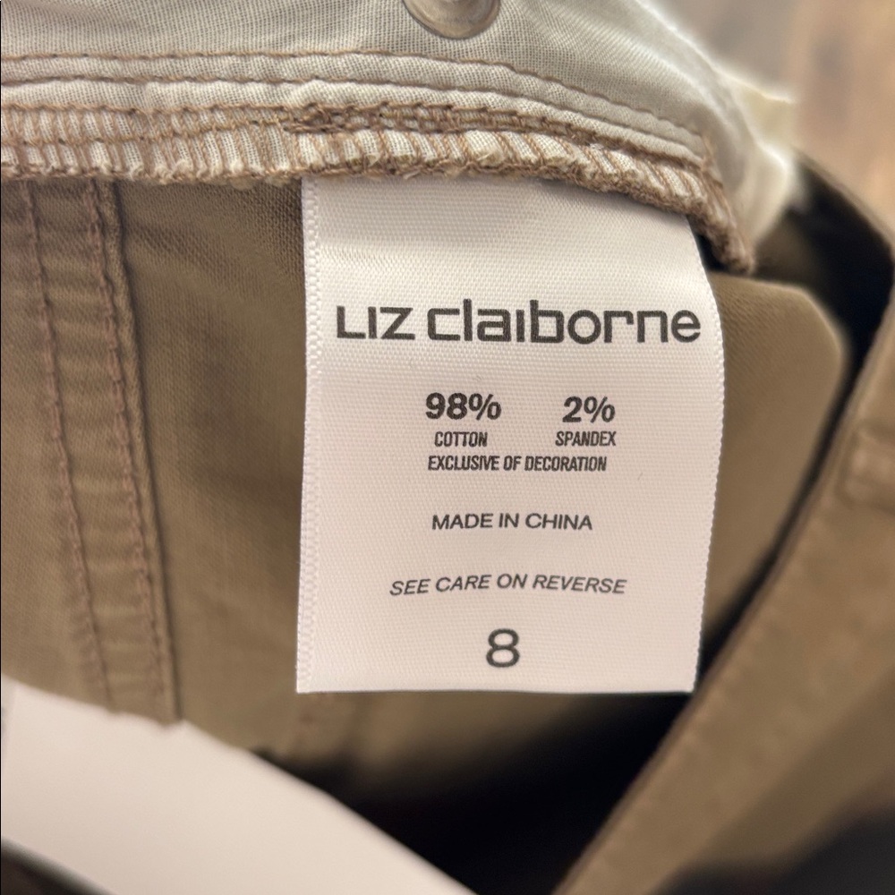 Liz Claiborne Tan Khaki Cargo Mini Skirt New with tags size 8 - Picture 7 of 7
